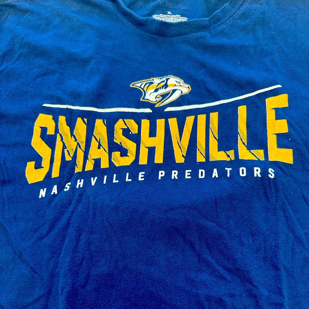 Fanatics sz xl Smashville Nashville Predators blue t shirt rare